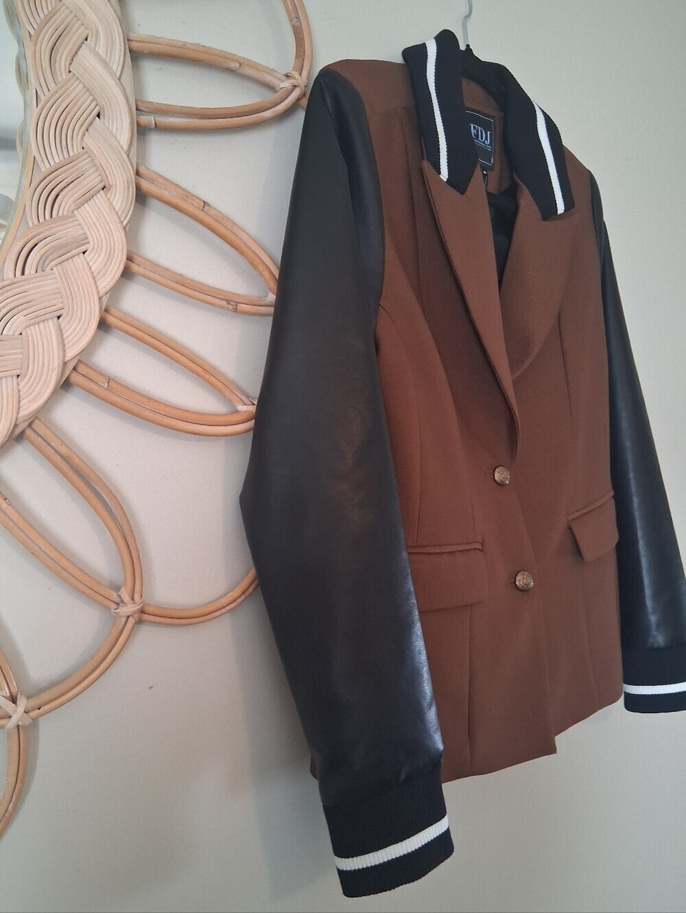 FDJ French Dressing Jeans Mixed Media Blazer in Espresso Size S - Picture 7 of 13